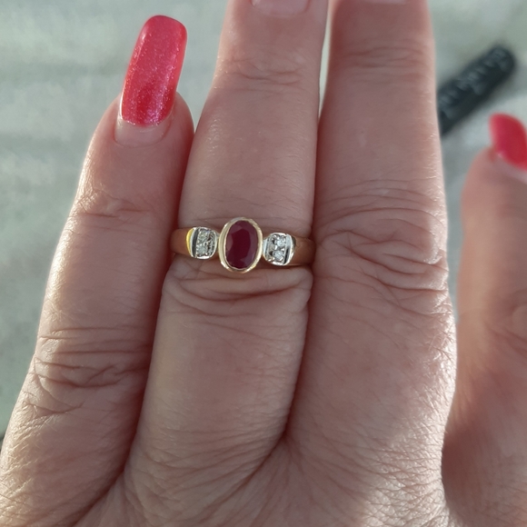 Ruby & Diamond Ring Gold - Picture 6 of 6